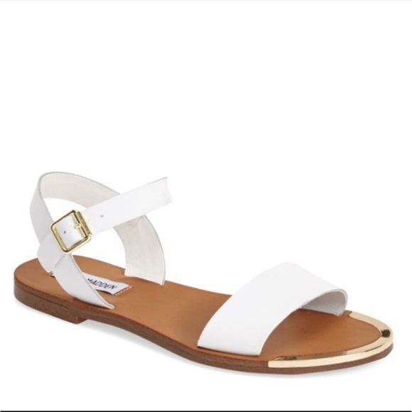 STEVE Madden Rillie White Leather With Gold Capped Toe Sandals | Size 10 - Picture 1 of 11